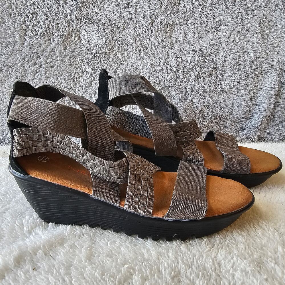 Bernie Mev Women's Lucious Wedge Comfort Sandals Stretch‎ Strappy 37 6.5 Silver